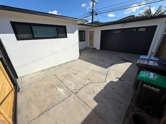 4th image of 225 Avenida Serra APT B