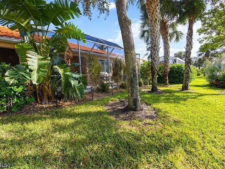 14214 Manchester Dr — Photo 32