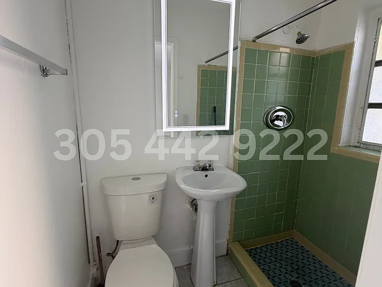 2148 NW Flagler Ter #7 — Photo 7