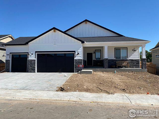 1st image of 264 Redmond Dr
