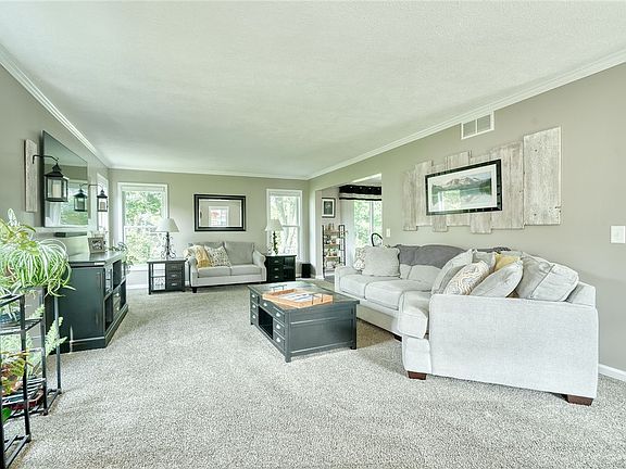 5th image of 6083 Southbrook Dr