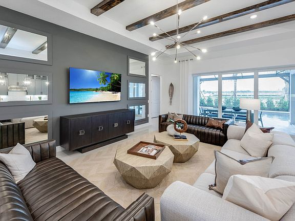 Gathering Room with Optional Zero Corner Sliding Glass Door