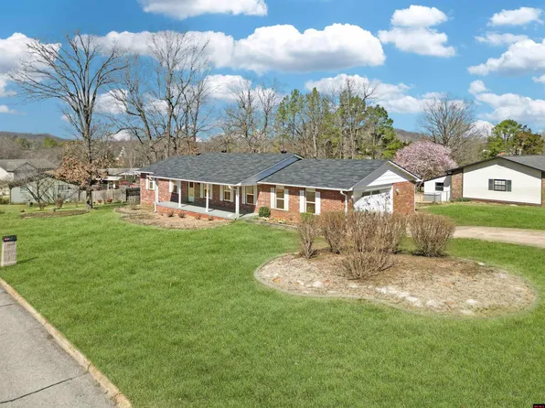 1501 E 1st St, Mountain Home, AR 72653