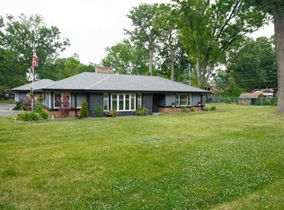 4N297 Briar Ln, Bensenville, IL 60106