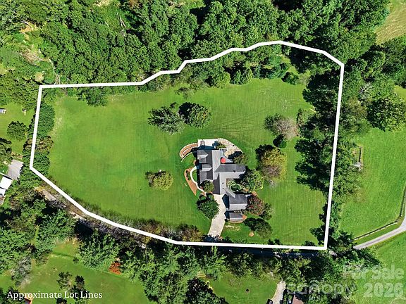 2nd image of 187 Duncan Creek Rd