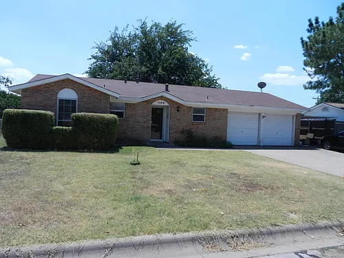 1109 Julie St Photo 1