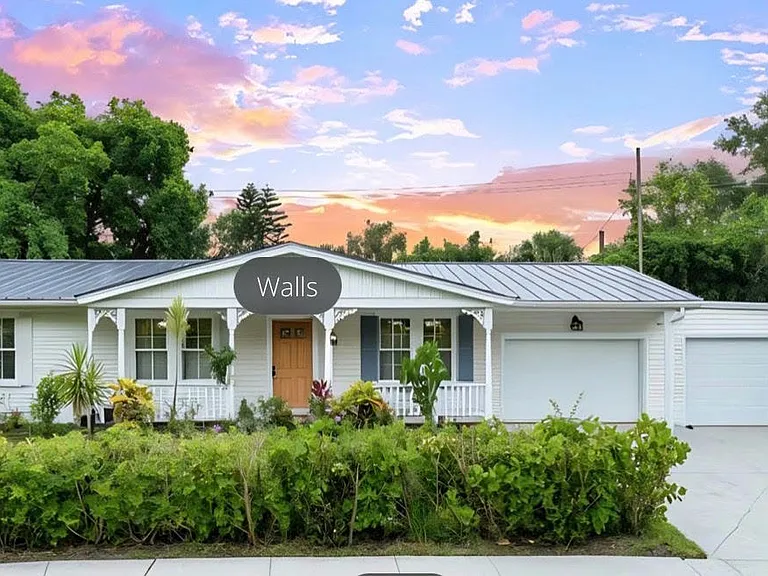 120 Banyan Dr — Photo 1