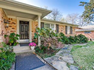 8324 Moorcroft Dr, Dallas, TX 75228