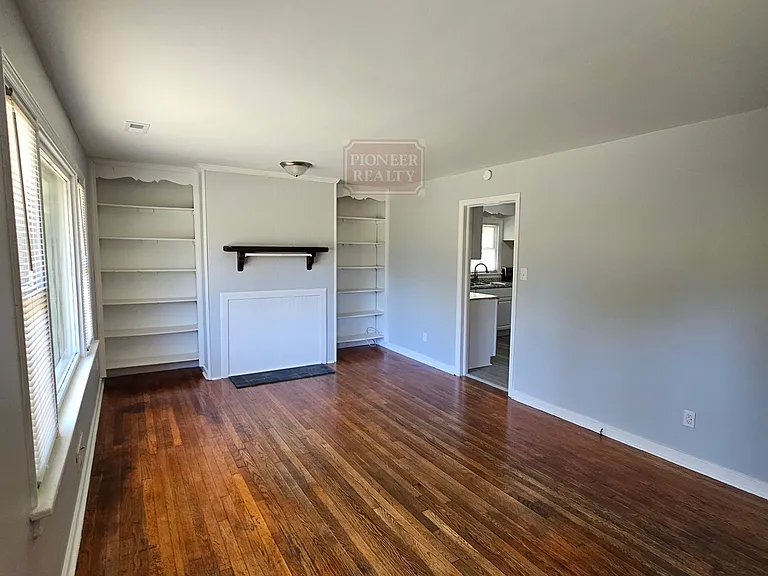5610 Kendall Rd — Photo 3