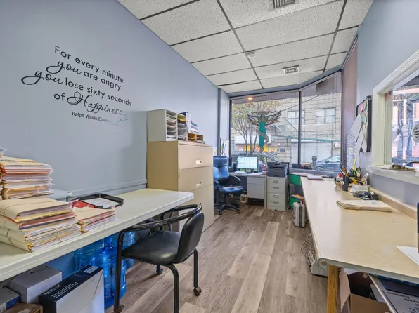 510 43rd Street image 16 of 32