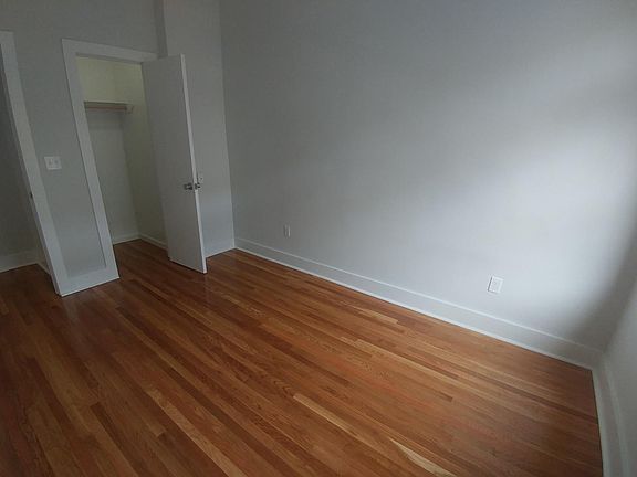 4th image of 305 Hyde St APT 205