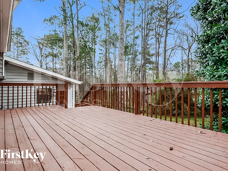 2592 Chippewa Ct — Photo 16