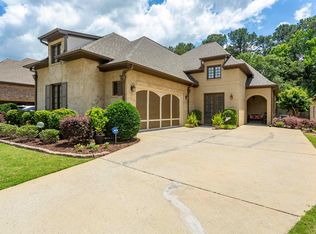 228 English Village Cir, Gardendale, AL 35071
