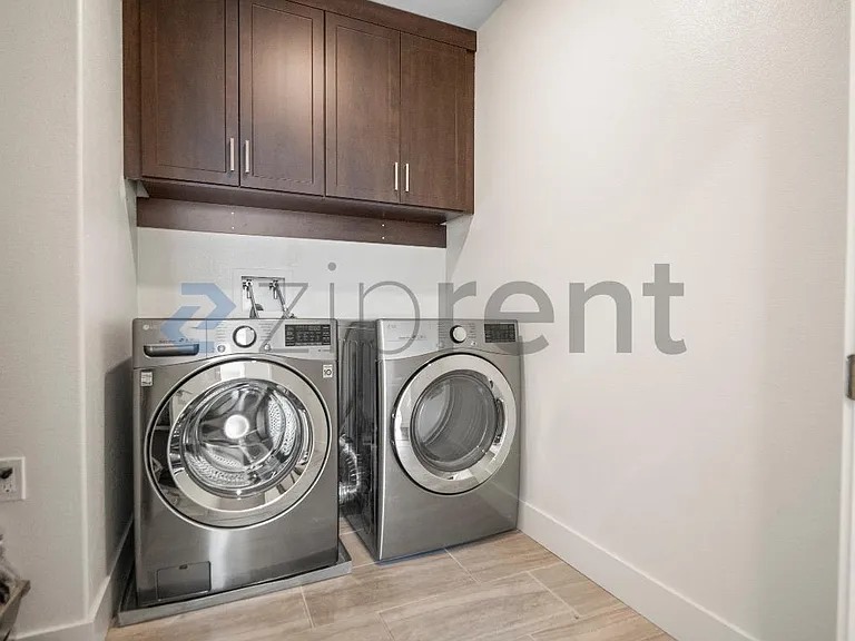 460 Montague Expy #40 — Photo 27