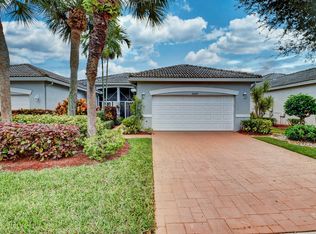 10589 Royal Caribbean Cir, Boynton Beach, FL 33437
