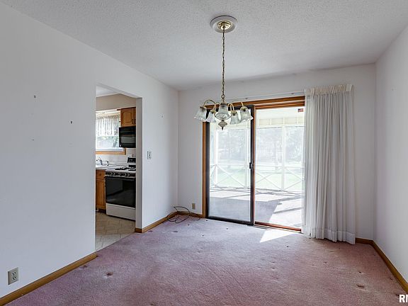 5th image of 4515 Harrison St