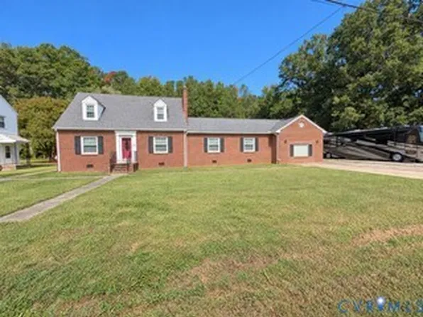201 Braxton Ave, Jarratt, VA 23867
