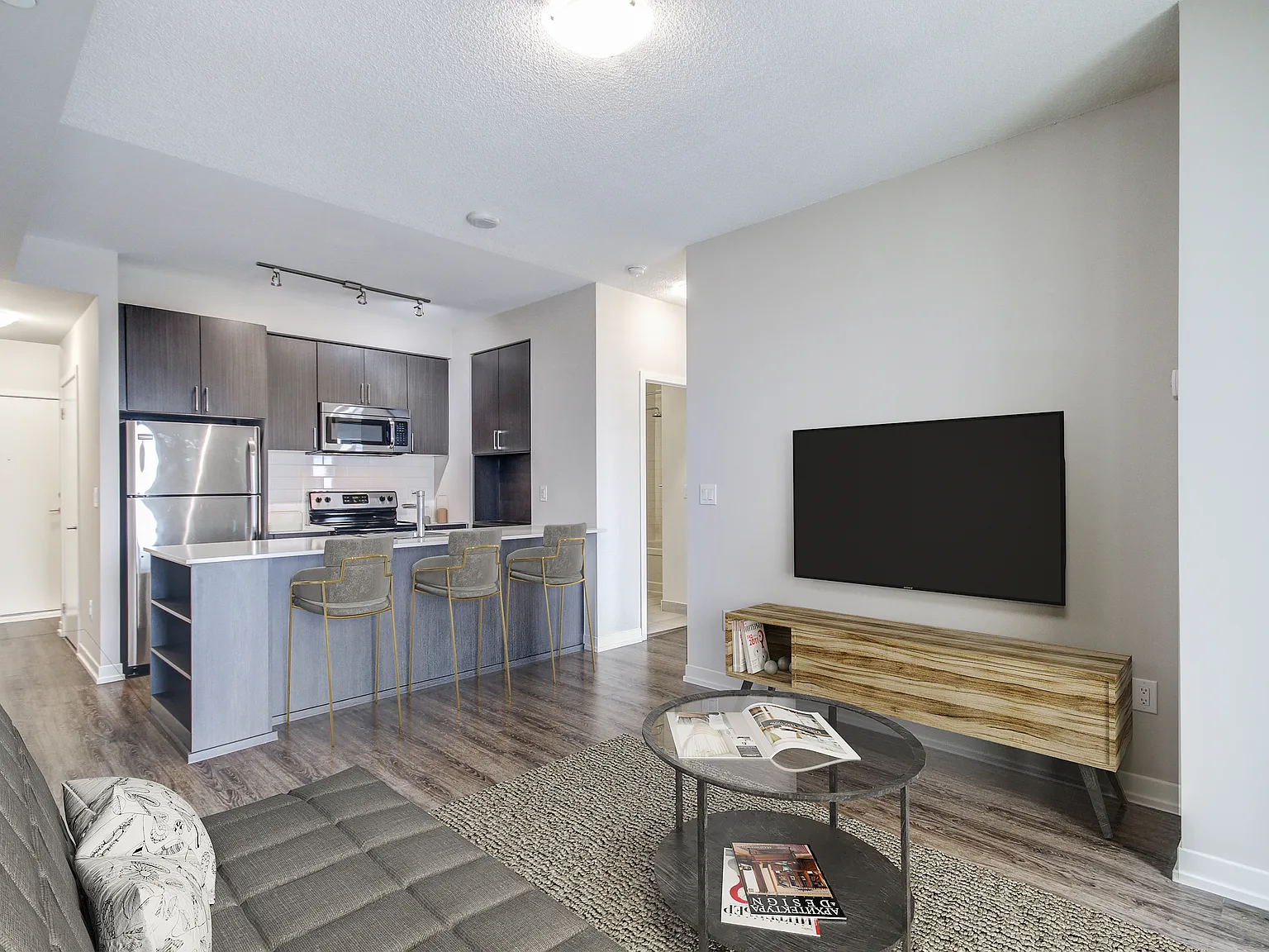 Skyrise Rentals — Photo 1