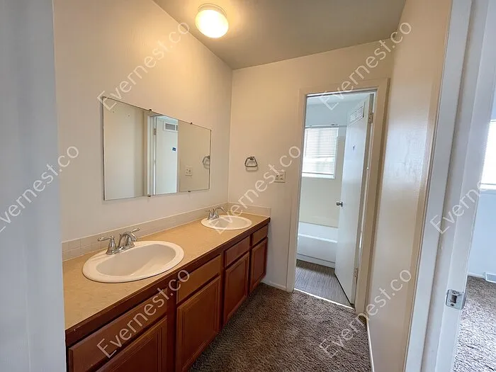 2 bed, 1.0 bath, 850 sqft, $1,395 — Photo 4