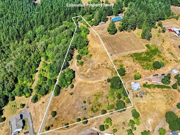 21395 SW Summit Dr, Sheridan, OR 97378