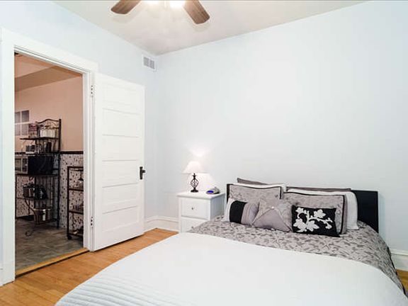 4th image of 4157 N Wolcott Ave APT 3N