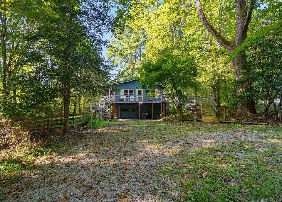 1st image of 40 Little Mountain Rd