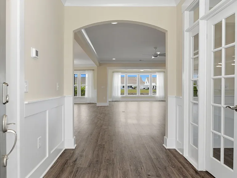 7129 Spoleto Dr — Photo 4