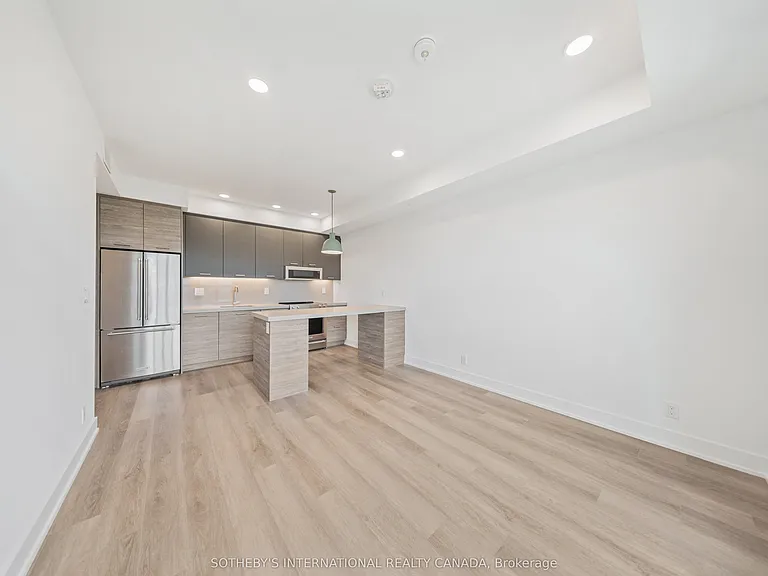 484 Spadina Ave #505 — Photo 5