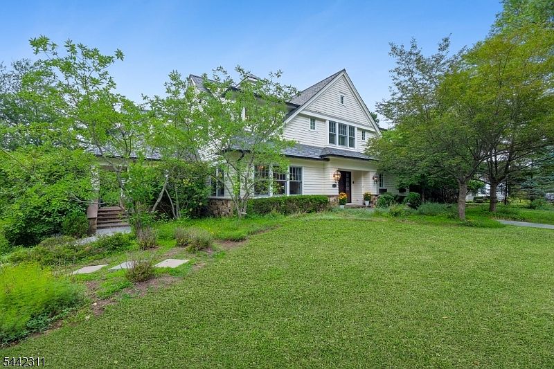 281 Long Hill Dr, Short Hills, NJ 07078 | MLS #4040615 | Zillow
