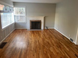10709 Phinney Ave N, Seattle, WA 98133