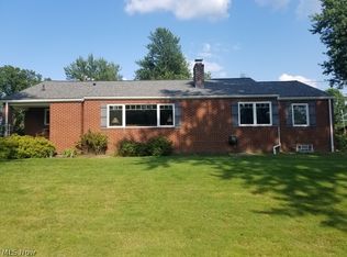 8390 Ravenna Ave, Louisville, OH 44641