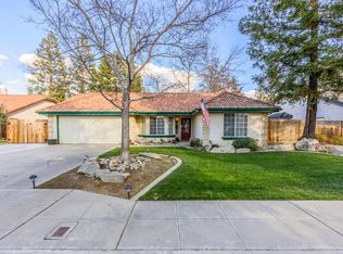 345 Carolina Ave, Clovis, CA 93611