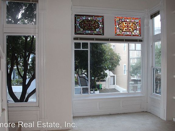 2nd image of 3055 Sacramento St APT 8
