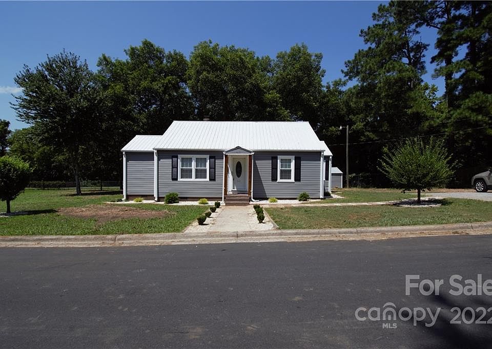 1st image of 412 Grier St