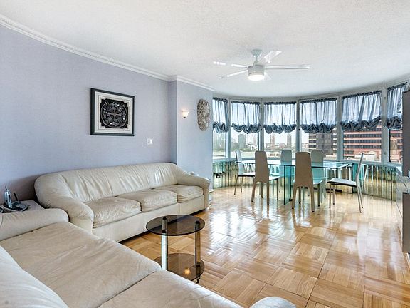 4th image of 330 E 38th St APT 14M