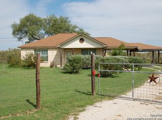 14718 Swisher St, Elmendorf, TX 78112