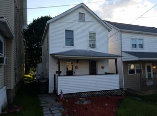1044 Birbeck St, Freeland, PA 18224