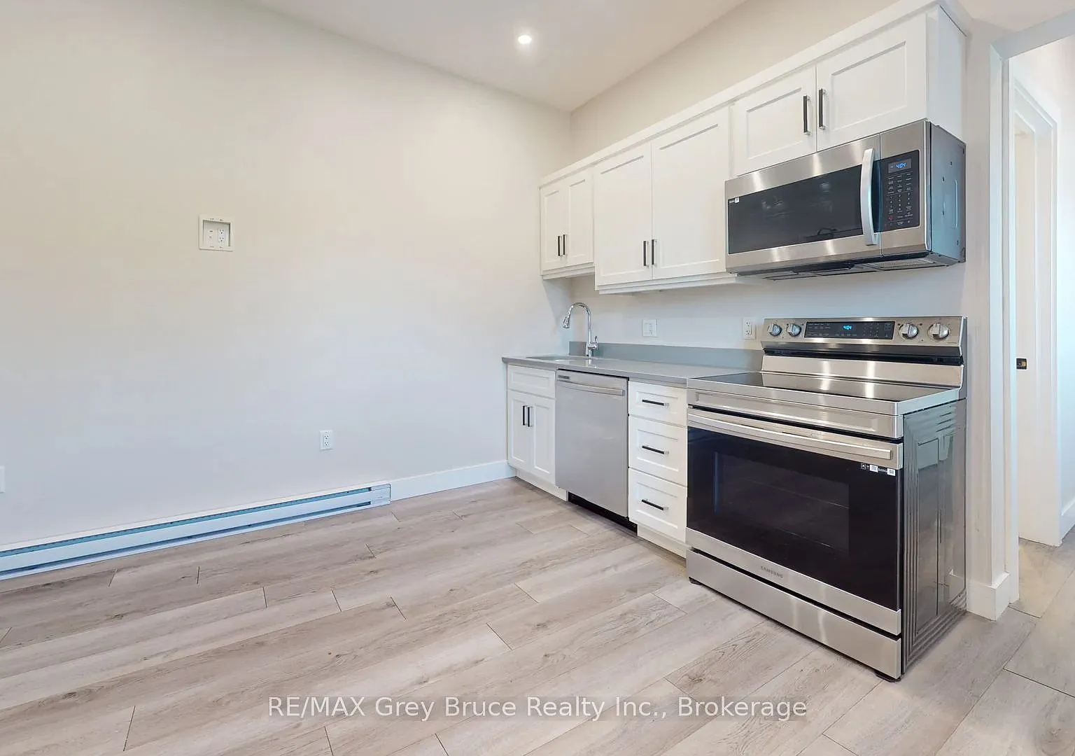 1 bed, $1,345 — Photo 3