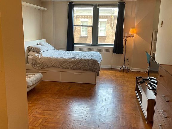 3rd image of 2601 Pennsylvania Ave APT 213