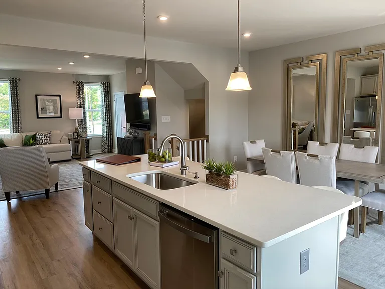 2128 Semmes Ave — Photo 12