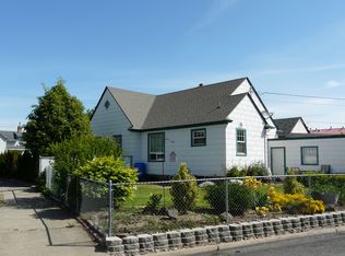 712 Tieton Dr, Yakima, WA 98902