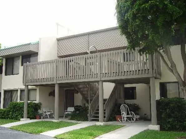 412 Southwind Dr APT F2, North Palm Beach, FL 33408