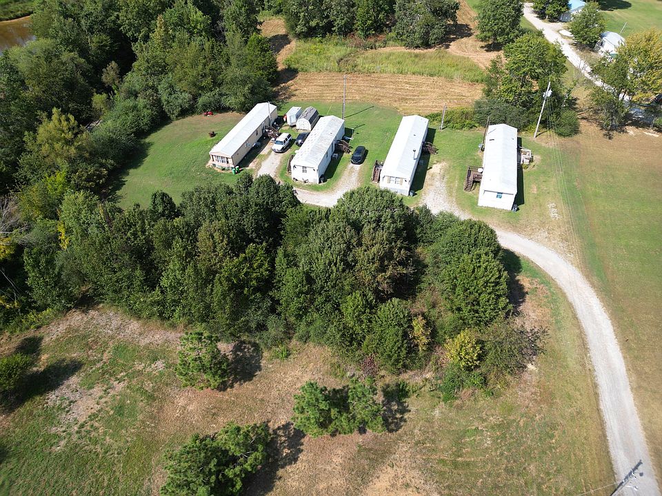 1st image of 10926 Old County Line Rd