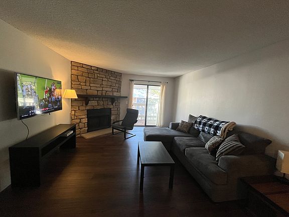 Spacious Family Room