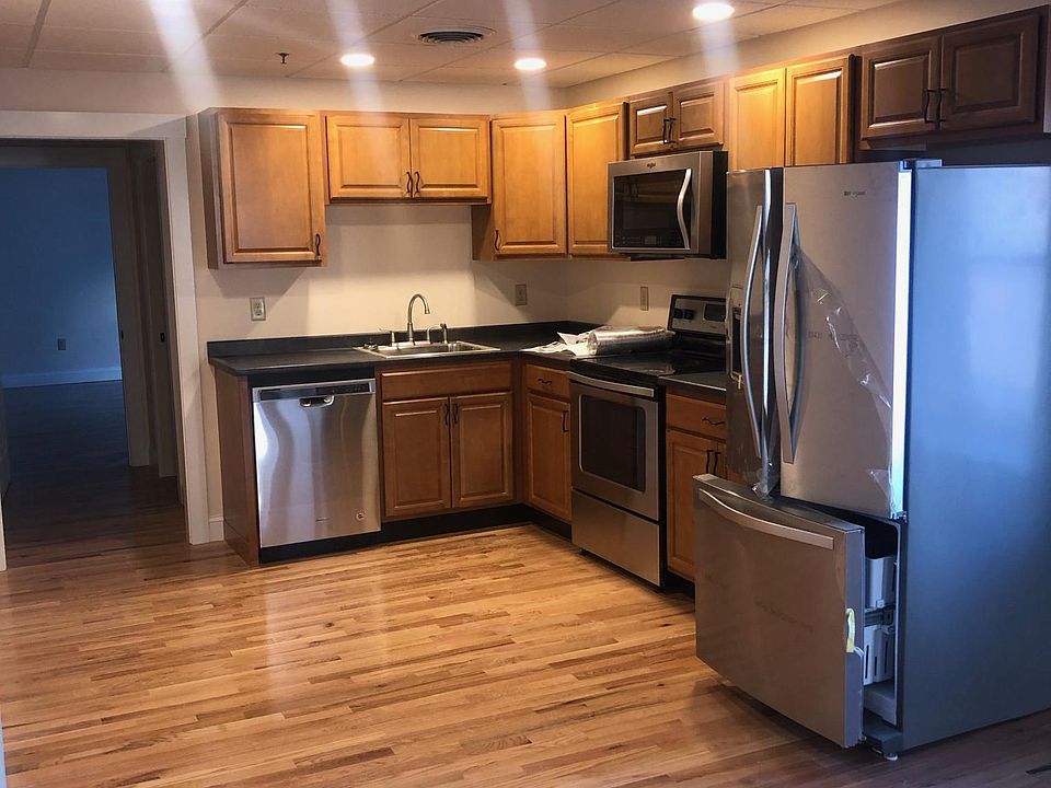 2nd image of 22 Central St #2