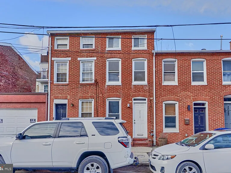 2018 Fountain St — Photo 1