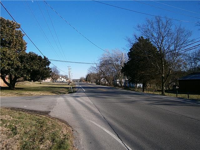 2nd image of 80 Linwood Rd