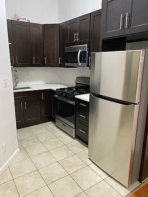 Rented by Borough Property Group | media 11