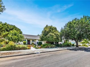 7050 Lasaine Ave, Van Nuys, CA 91406
