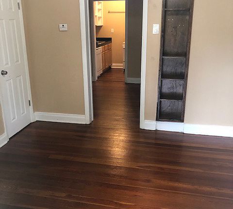 3rd image of 616 N Eola Dr